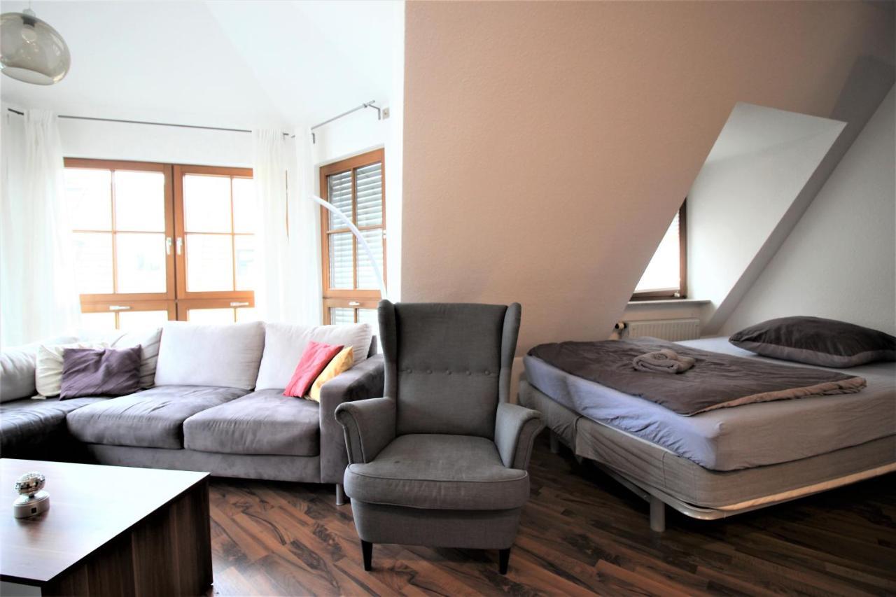 Zimmer In Innenstadtwohnung Würzburg Exterior foto