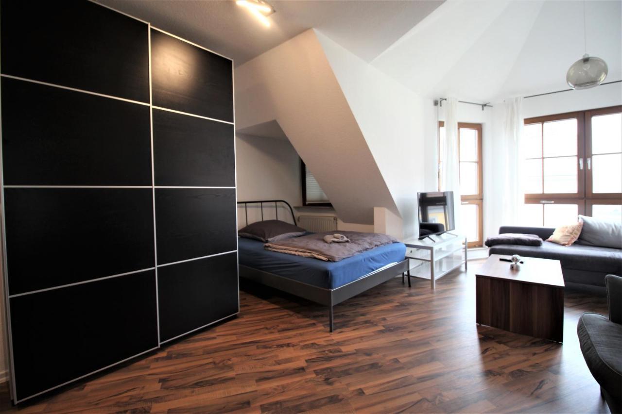 Zimmer In Innenstadtwohnung Würzburg Exterior foto