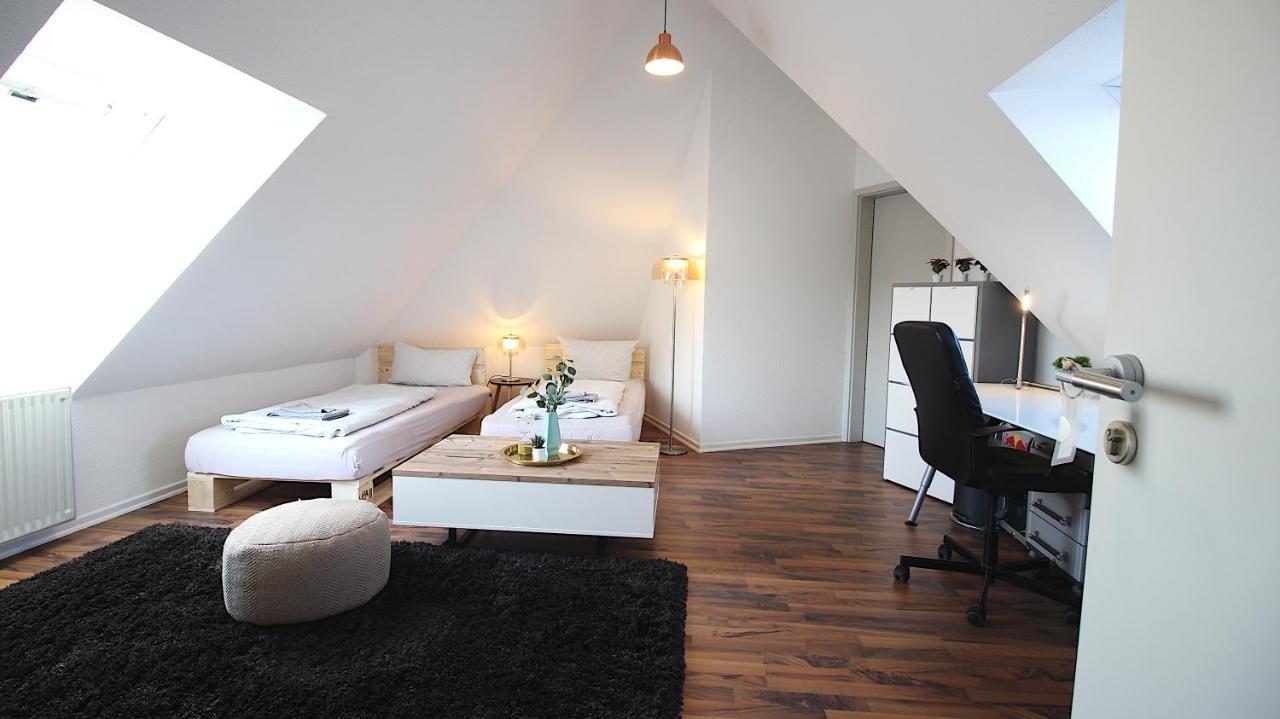 Zimmer In Innenstadtwohnung Würzburg Exterior foto