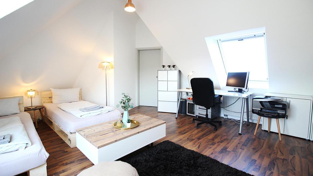 Zimmer In Innenstadtwohnung Würzburg Exterior foto