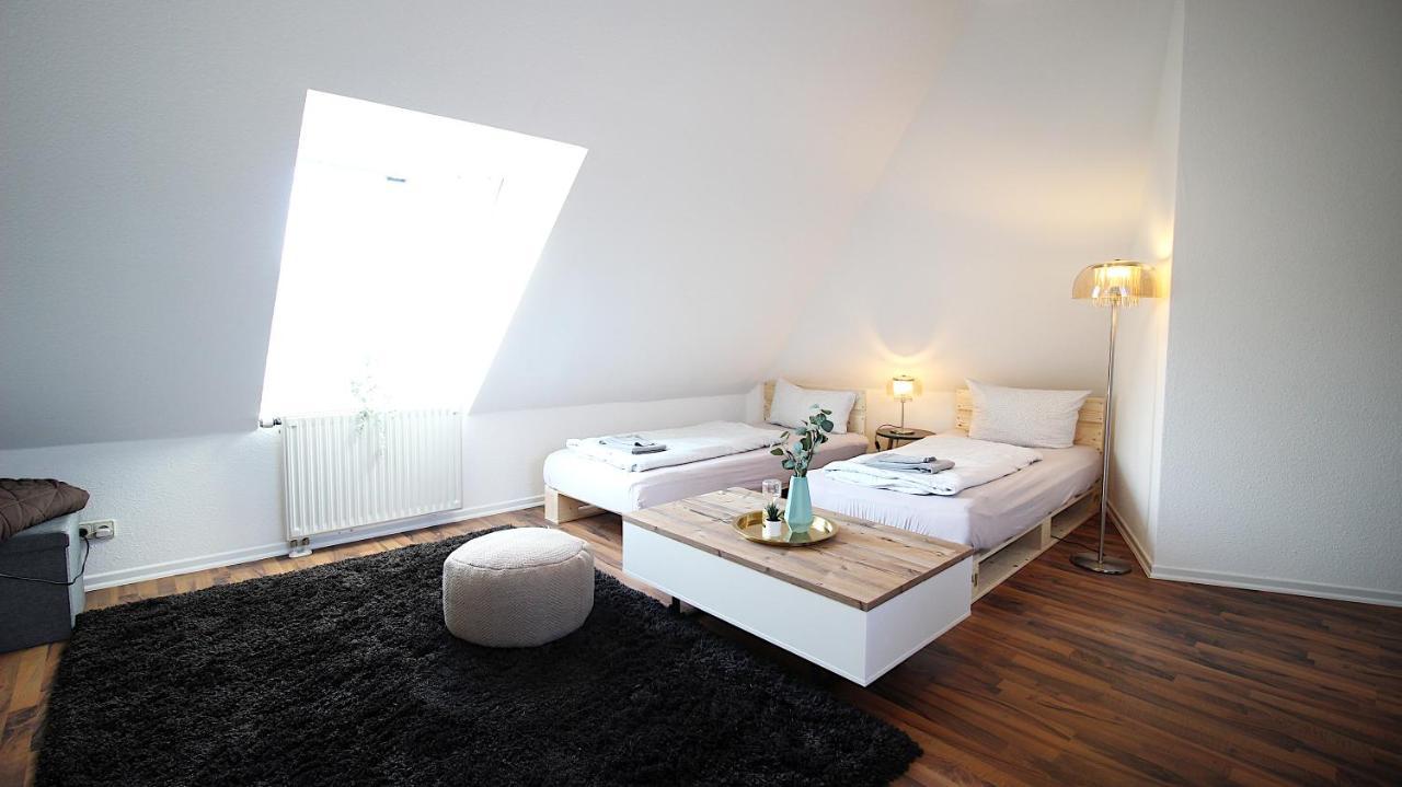 Zimmer In Innenstadtwohnung Würzburg Exterior foto
