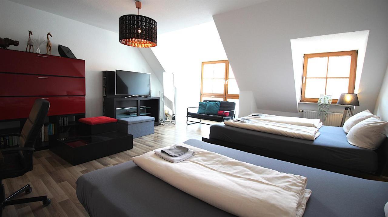 Zimmer In Innenstadtwohnung Würzburg Exterior foto
