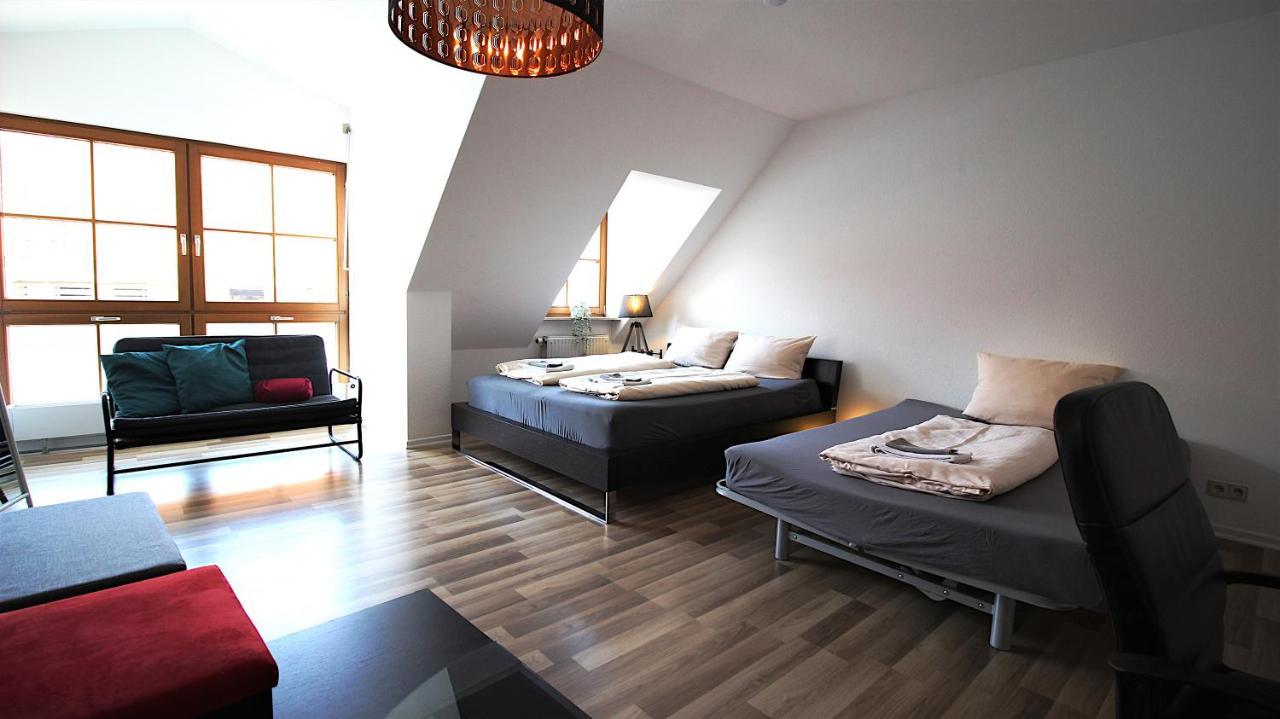 Zimmer In Innenstadtwohnung Würzburg Exterior foto