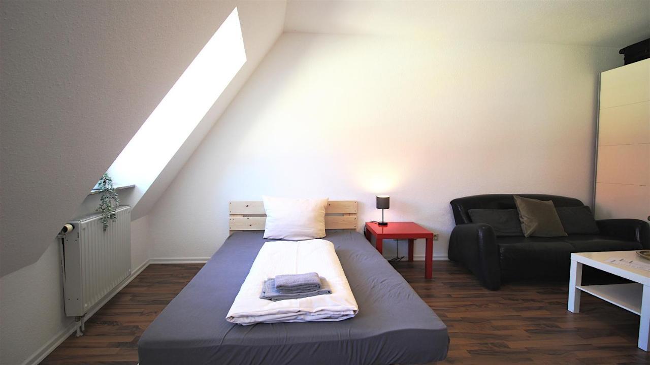 Zimmer In Innenstadtwohnung Würzburg Exterior foto