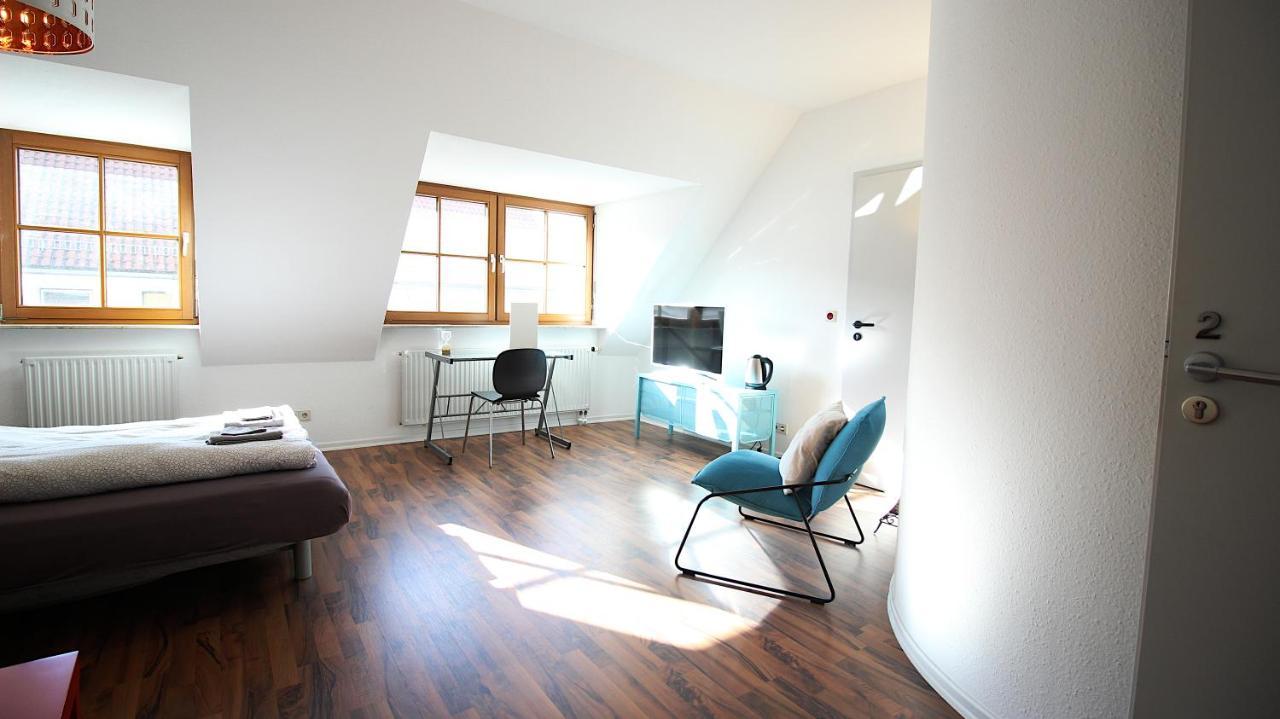 Zimmer In Innenstadtwohnung Würzburg Exterior foto