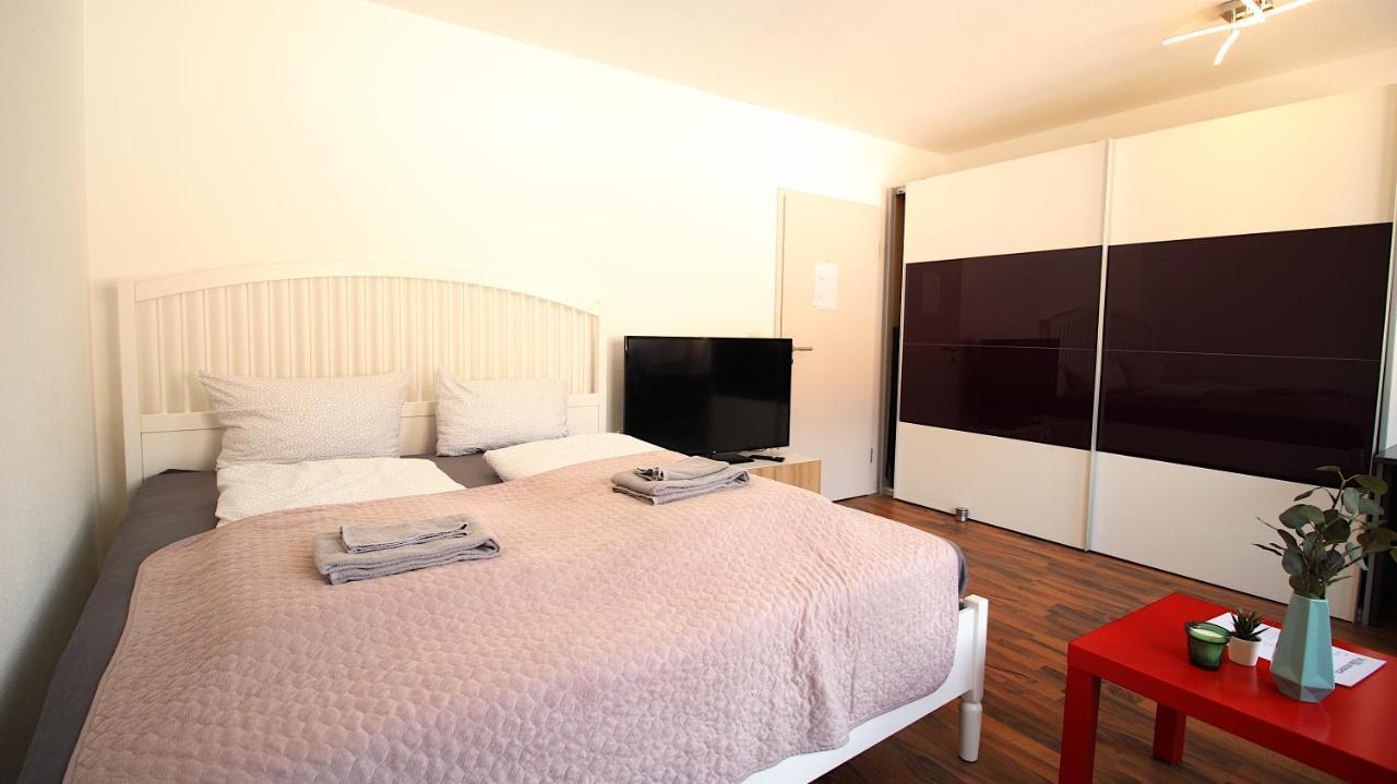 Zimmer In Innenstadtwohnung Würzburg Exterior foto