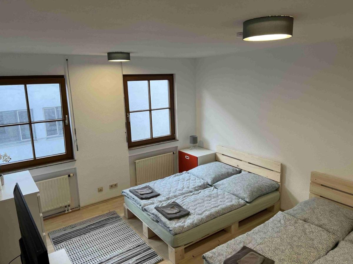 Zimmer In Innenstadtwohnung Würzburg Exterior foto