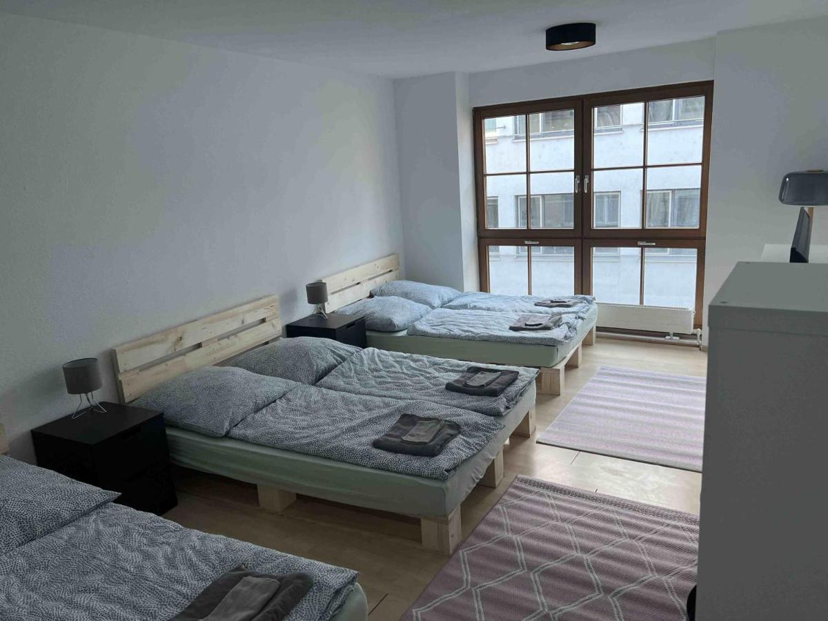 Zimmer In Innenstadtwohnung Würzburg Exterior foto