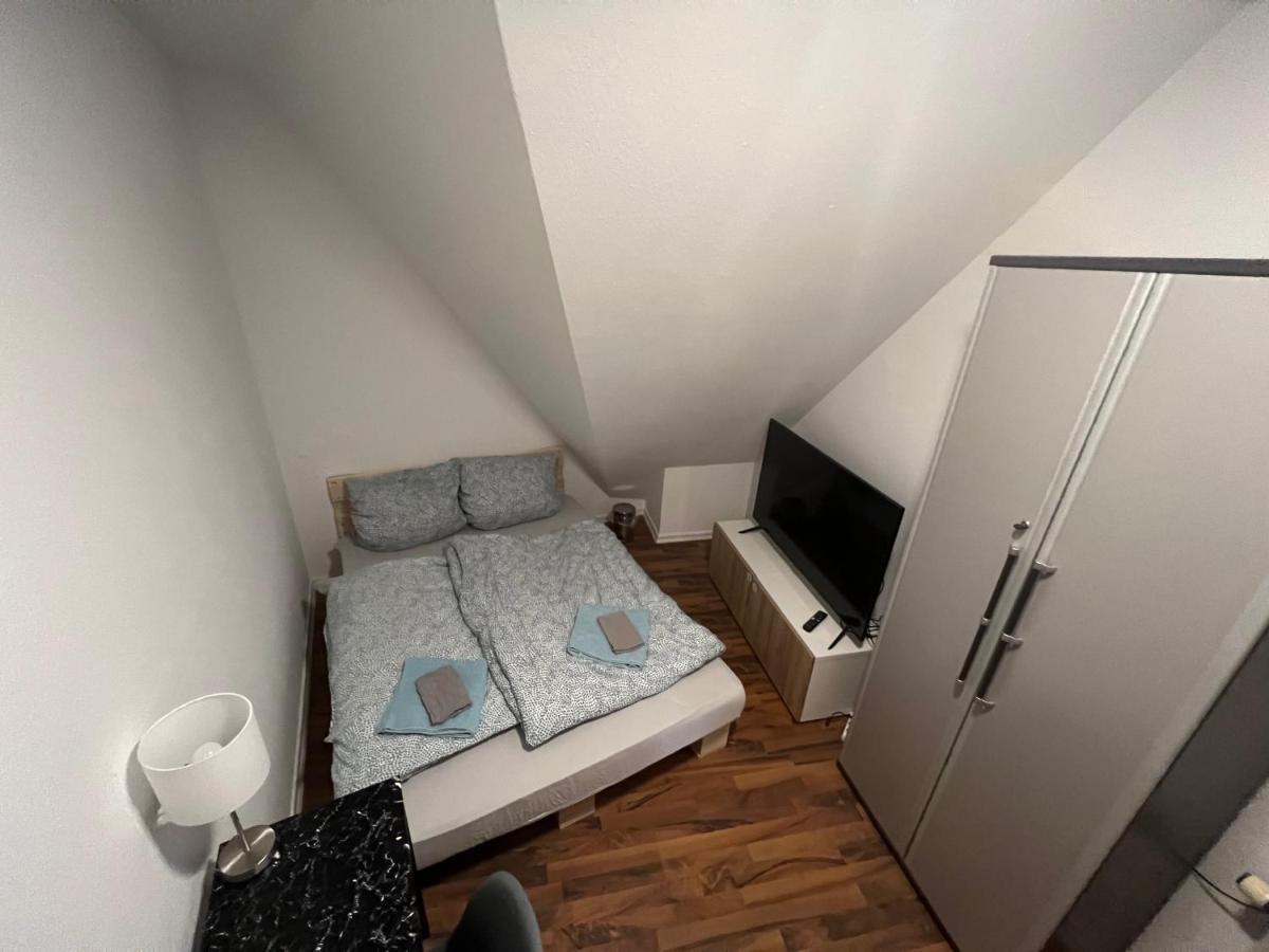 Zimmer In Innenstadtwohnung Würzburg Exterior foto
